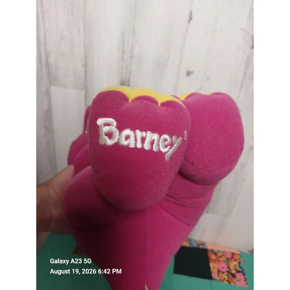 Vintage 1996 Talking Barney Playskool 18
